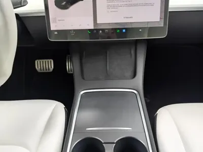 Tesla Model 3 2021, 75500 км, за 20150.43 USD - фото 22