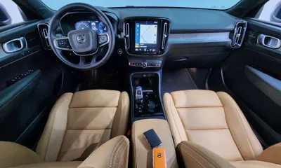 Volvo XC40 2021, 87798 км, за 18045.16 USD - фото 7