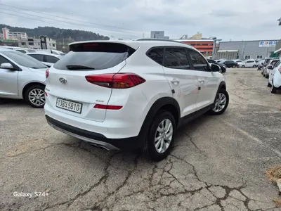 Hyundai Tucson 2019, 92640 км, за 10684.04 USD