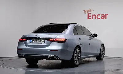 Mercedes-Benz E-Class 2021, 47328 км, за 23708.59 USD