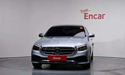 Mercedes-Benz E-Class 2021, 47328 км, за 23708.59 USD