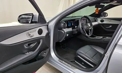 Mercedes-Benz E-Class 2021, 47328 км, за 23708.59 USD - фото 10