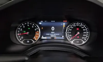 Jeep Renegade 2021, 13873 км, за 16607.59 USD - фото 8