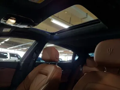 Maserati Quattroporte 2017, 18000 км, за 39087.97 USD - фото 15