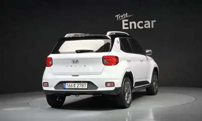Hyundai Venue 2022, 35764 км, за 14962.28 USD