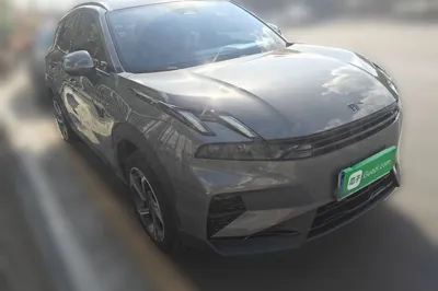 Lynk & Co 06 2026, 5100 км, за 13826 USD