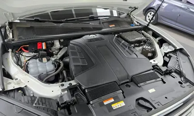 Volkswagen Touareg 2021, 91323 км, за 27504.27 USD - фото 6