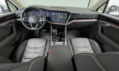 Volkswagen Touareg 2021, 91323 км, за 27504.27 USD - фото 7