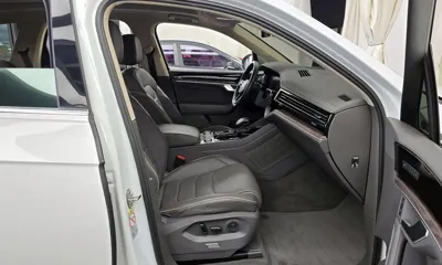 Volkswagen Touareg 2021, 91323 км, за 27504.27 USD - фото 11
