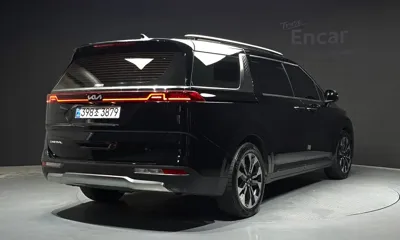 Kia Canival 2023, 121534 км, за 16935.8 USD