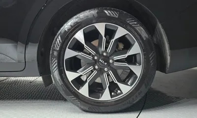 Kia Canival 2023, 121534 км, за 16935.8 USD - фото 21