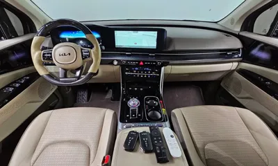 Kia Canival 2023, 30933 км, за 27569.91 USD - фото 7