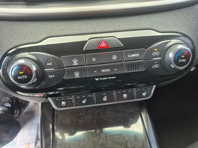Kia Sorento 2015, 155796 км, за 7548.9 USD - фото 11