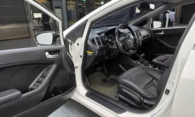Kia K3 2018, 94870 км, за 5901.27 USD - фото 10