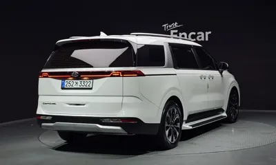 Kia Canival 2021, 91502 км, за 13668.03 USD