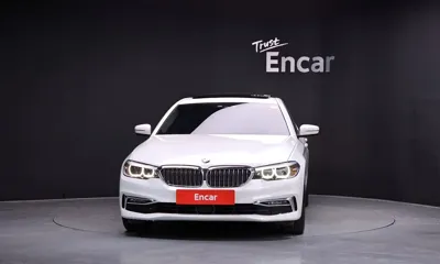 BMW 5-Series 2019, 50998 км, за 17708.9 USD