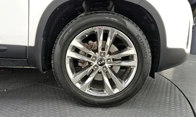 Kia Sorento 2014, 111243 км, за 6603.65 USD