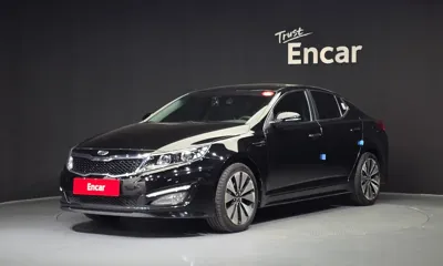 Kia K5 · 2011 год