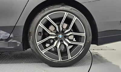 BMW 7-Series 2024, 34899 км, за 72797.69 USD - фото 21