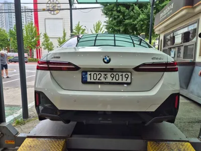 BMW 5-Series 2024, 12955 км, за 47882.76 USD