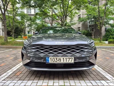 Kia K8 · 2022 год