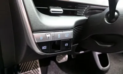 Hyundai Ioniq5 2024, 31586 км, за 24812.92 USD - фото 14