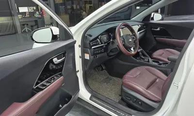 Kia Niro 2021, 90085 км, за 10603.7 USD - фото 10