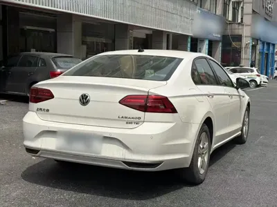 Volkswagen Lamando 2022, 42100 км, за 9783.17 USD - фото 9