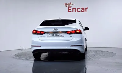 Hyundai Avante 2016, 69510 км, за 7072.98 USD
