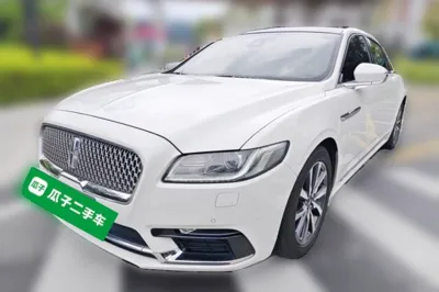 Lincoln Continental · 2017 год