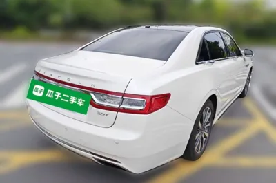 Lincoln Continental 2017, 94100 км, за 11143 USD