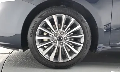 Kia K7 2017, 132572 км, за 4680.49 USD