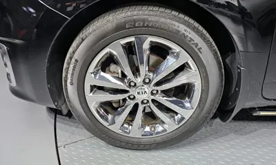 Kia Canival 2017, 52501 км, за 11757.75 USD