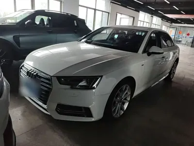 Audi A4L 2018, 88500 км, за 12641.99 USD