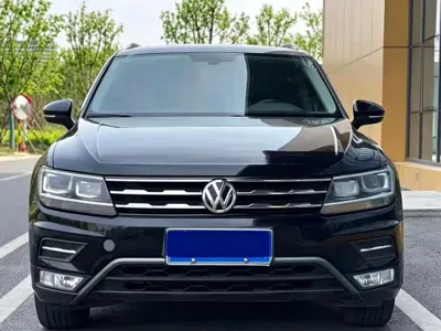Volkswagen Tiguan L 2019, 72000 км, за 9564.26 USD