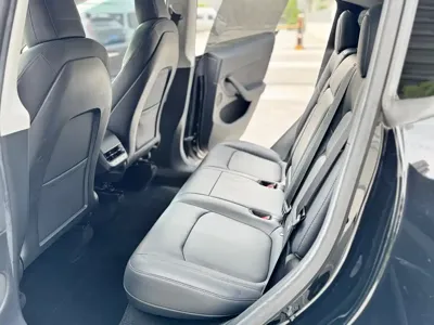 Tesla Model Y 2022, 54000 км, за 23101.38 USD - фото 9