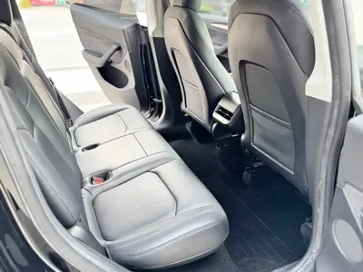 Tesla Model Y 2022, 54000 км, за 23101.38 USD - фото 11