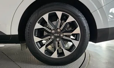 Kia Canival 2023, 31451 км, за 18721.96 USD - фото 21