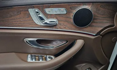 Mercedes-Benz E-Class 2017, 53902 км, за 19218.25 USD - фото 13