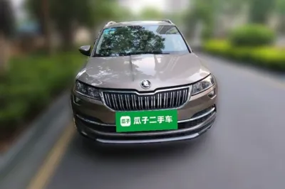 Skoda Karoq 2018, 33300 км, за 7418 USD