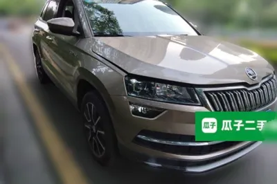 Skoda Karoq 2018, 33300 км, за 7418 USD