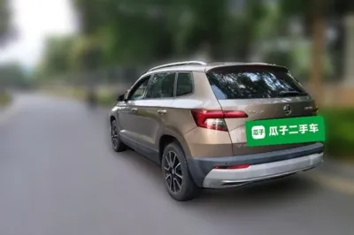 Skoda Karoq 2018, 33300 км, за 7418 USD