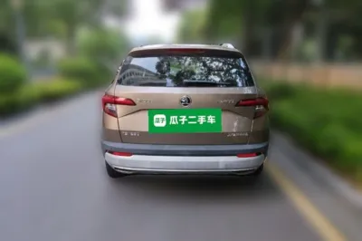 Skoda Karoq 2018, 33300 км, за 7418 USD