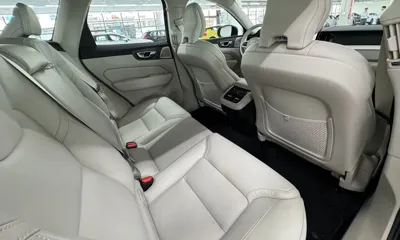 Volvo XC60 2026, 1272 км, за 40954.29 USD - фото 10