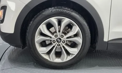 Hyundai Santafe 2015, 90253 км, за 7072.98 USD