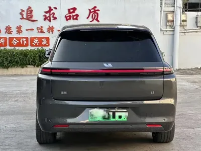 Li Auto Li L8 2023, 60000 км, за 27780.51 USD