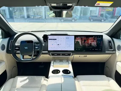 Li Auto Li L8 2023, 60000 км, за 27780.51 USD - фото 6