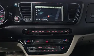 Kia Canival 2016, 154518 км, за 7234.94 USD - фото 16