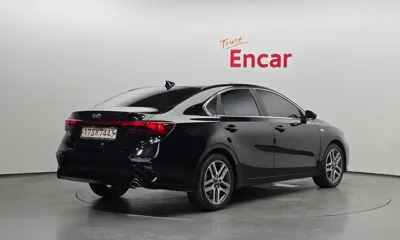 Kia K3 2021, 84017 км, за 8074.04 USD