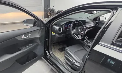 Kia K3 2021, 84017 км, за 8009.37 USD - фото 10